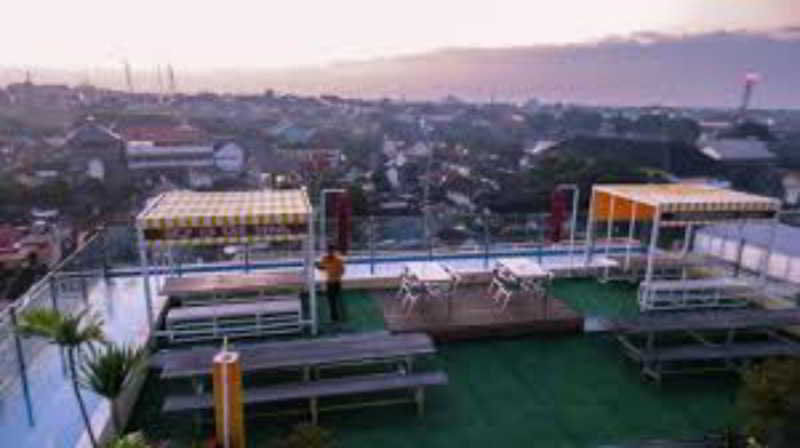 Edu Hostel Yogyakarta Exteriör bild