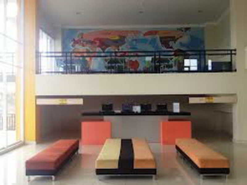 Edu Hostel Yogyakarta Exteriör bild