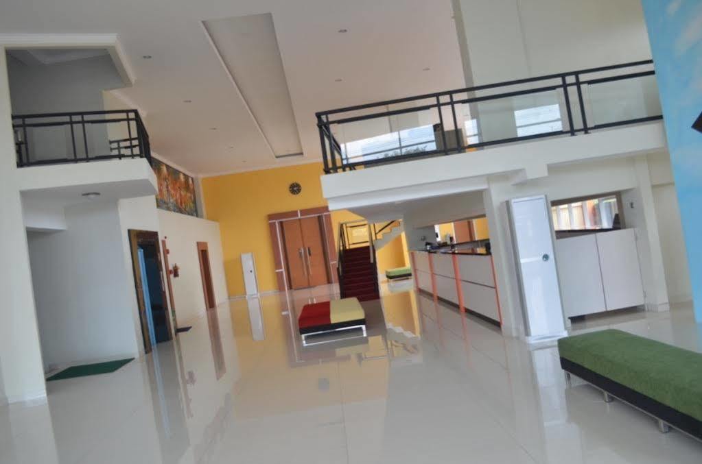 Edu Hostel Yogyakarta Exteriör bild